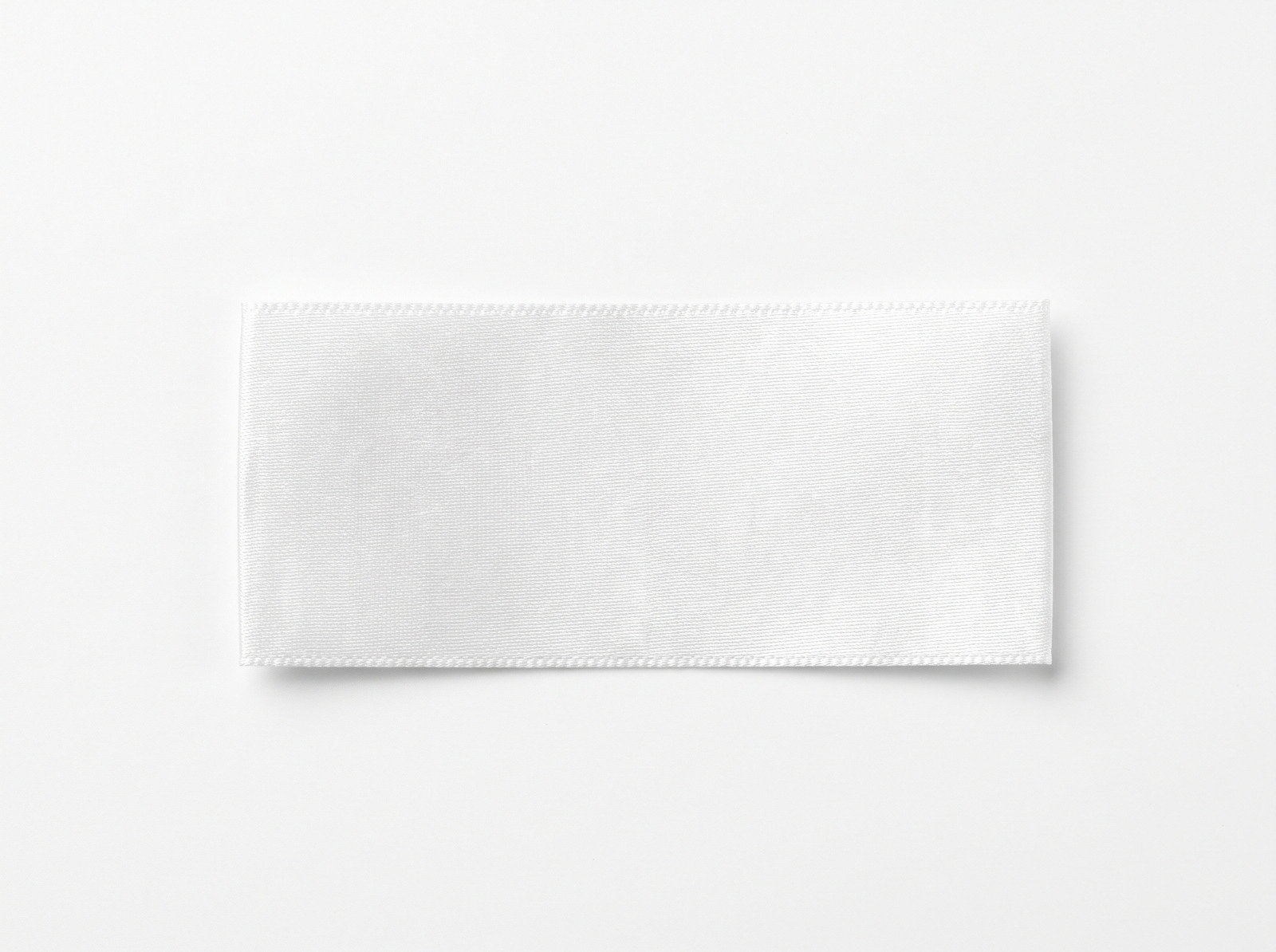 Woven label damask