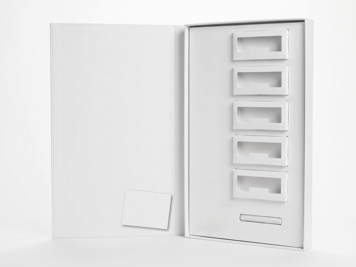 Book-style PR kit
