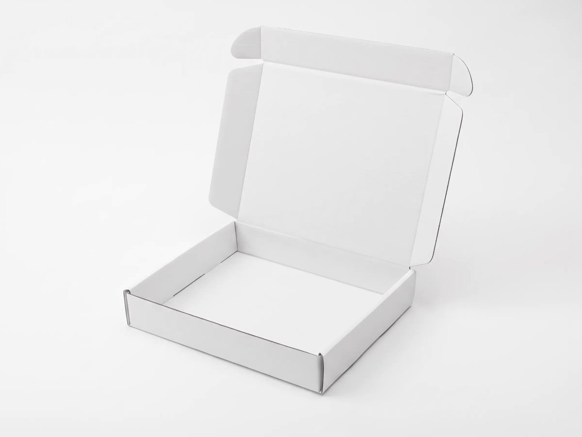 Roll-end mailer with lock tabs
