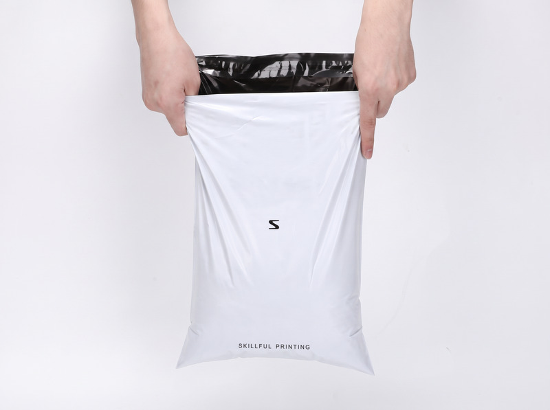 PE Mailer Bags: White, black print