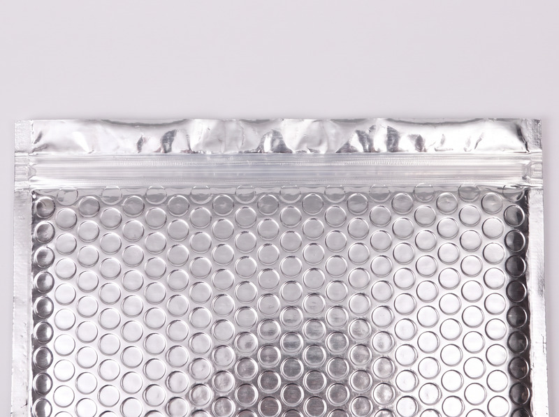 Metallic Padded Mailer: The zip