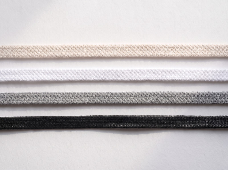 Wax cords: Flat
